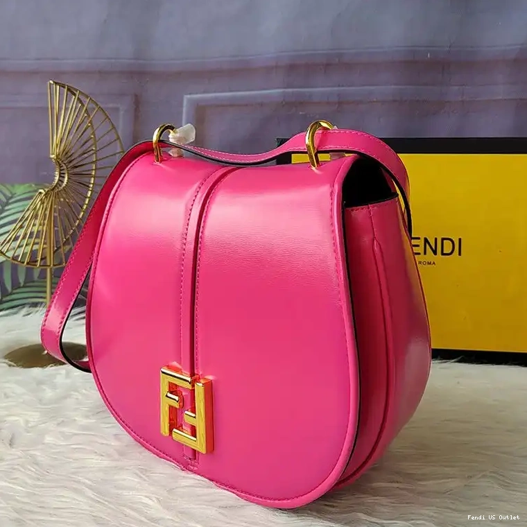 Vintage HOT C'mon Leather Bag Calf Fendi Medium In Rose 0611